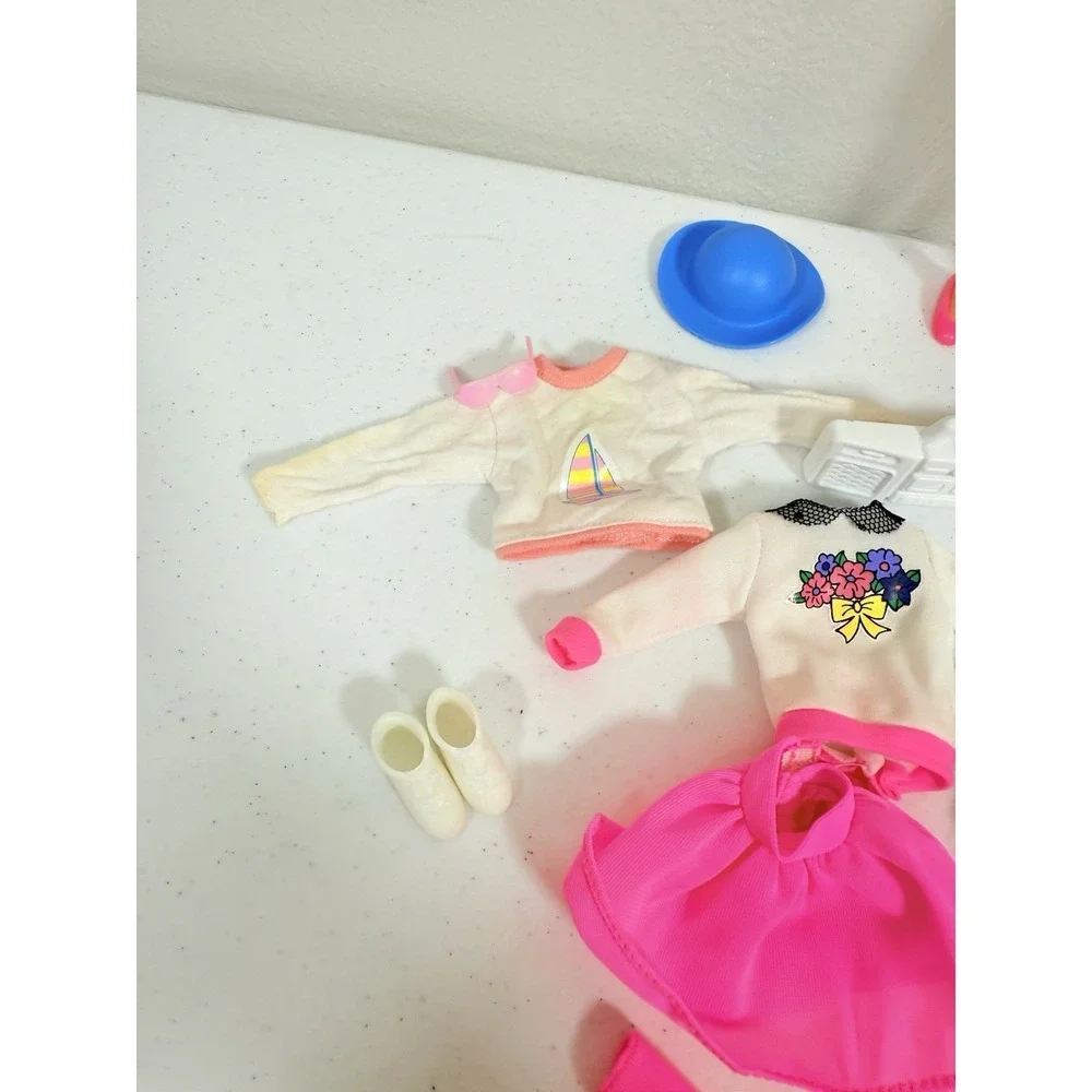 Vintage Skipper Teen Pet Pals, Tennis Skirt, Racket, Bag. Trendy Teen 774 Barbie